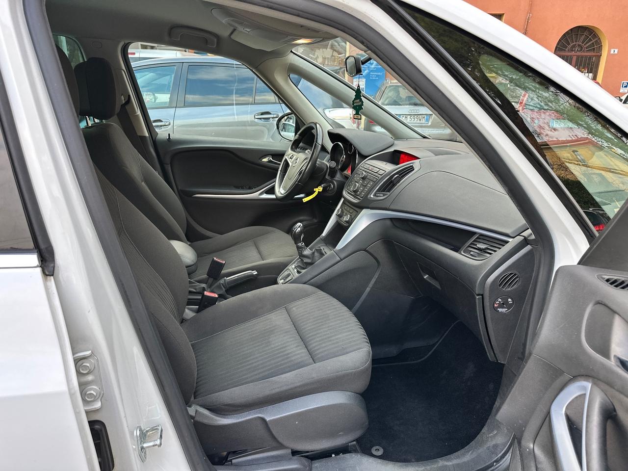 Opel Zafira Tourer 1.6 Turbo EcoM 150mila km