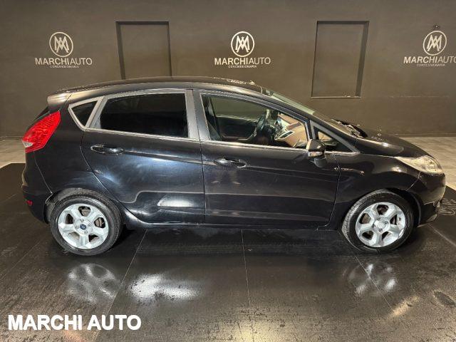 FORD Fiesta 1.4 5 porte Bz.- GPL Titanium