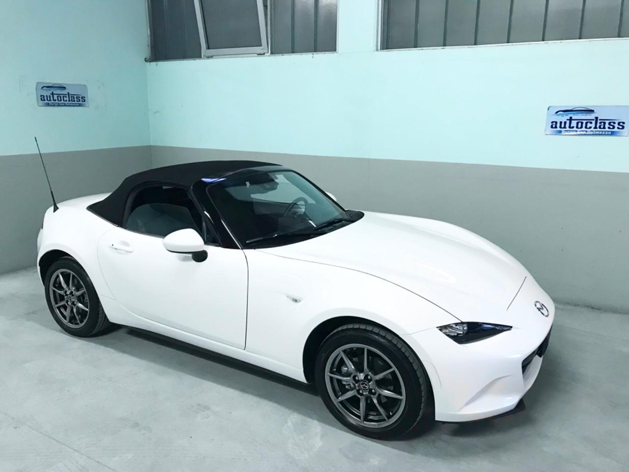 Mazda MX-5 1.5L Skyactiv-G Exclusive-Line