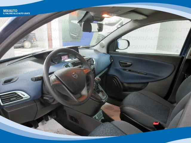LANCIA Ypsilon Hybrid 1.0 FireFly 70cv 5 Porte Gold EU6 KM Ø