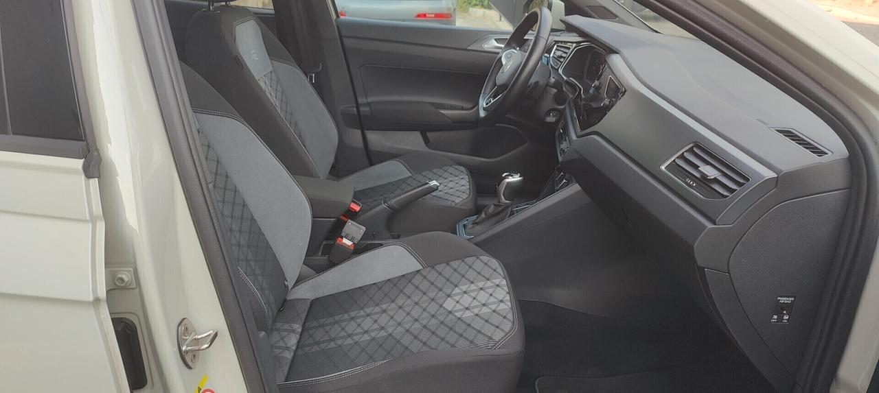 Volkswagen Taigo 1.0 TSI 115 CV DSG R-Line