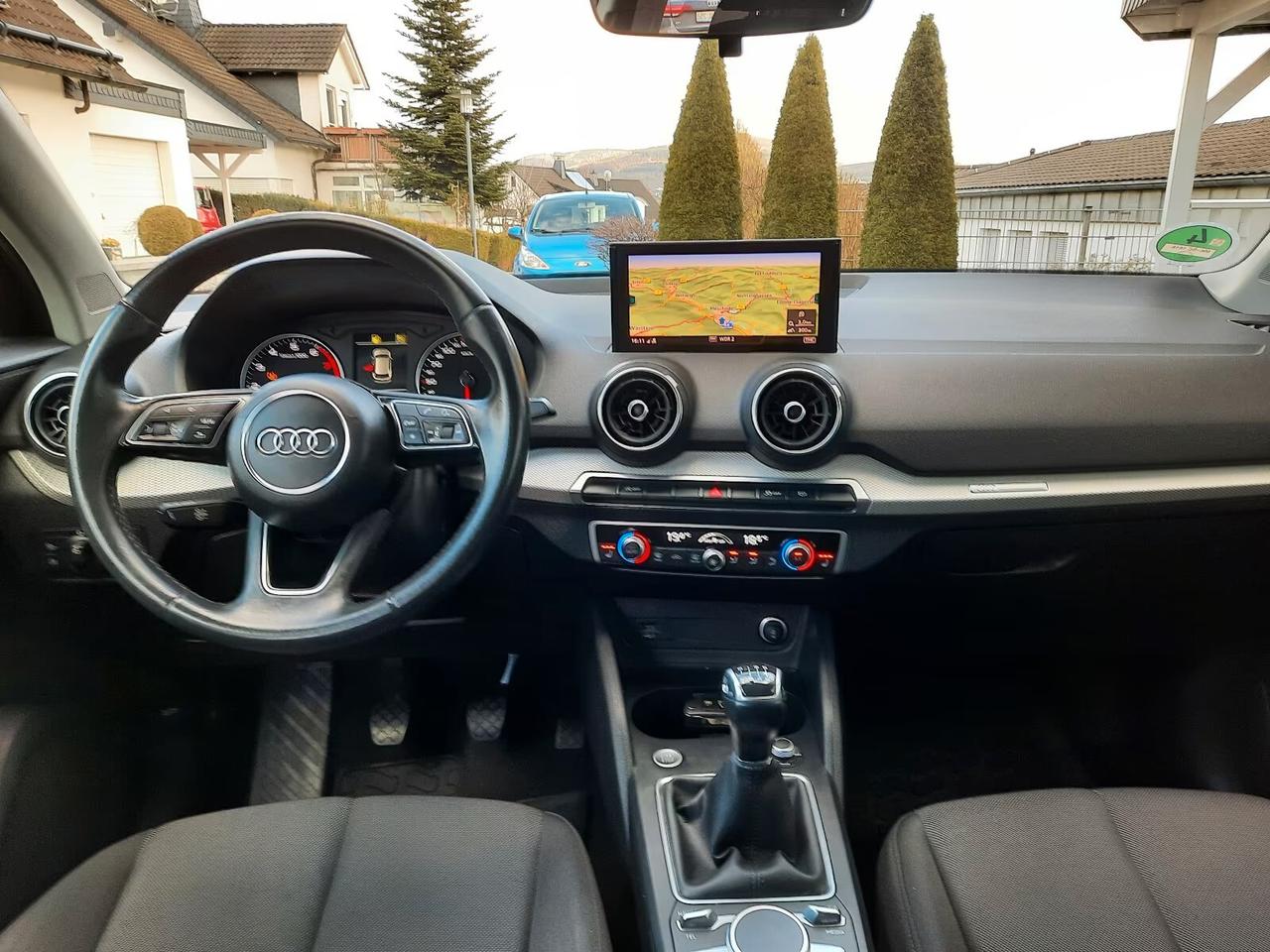 Audi Q2 30 TFSI S line Edition