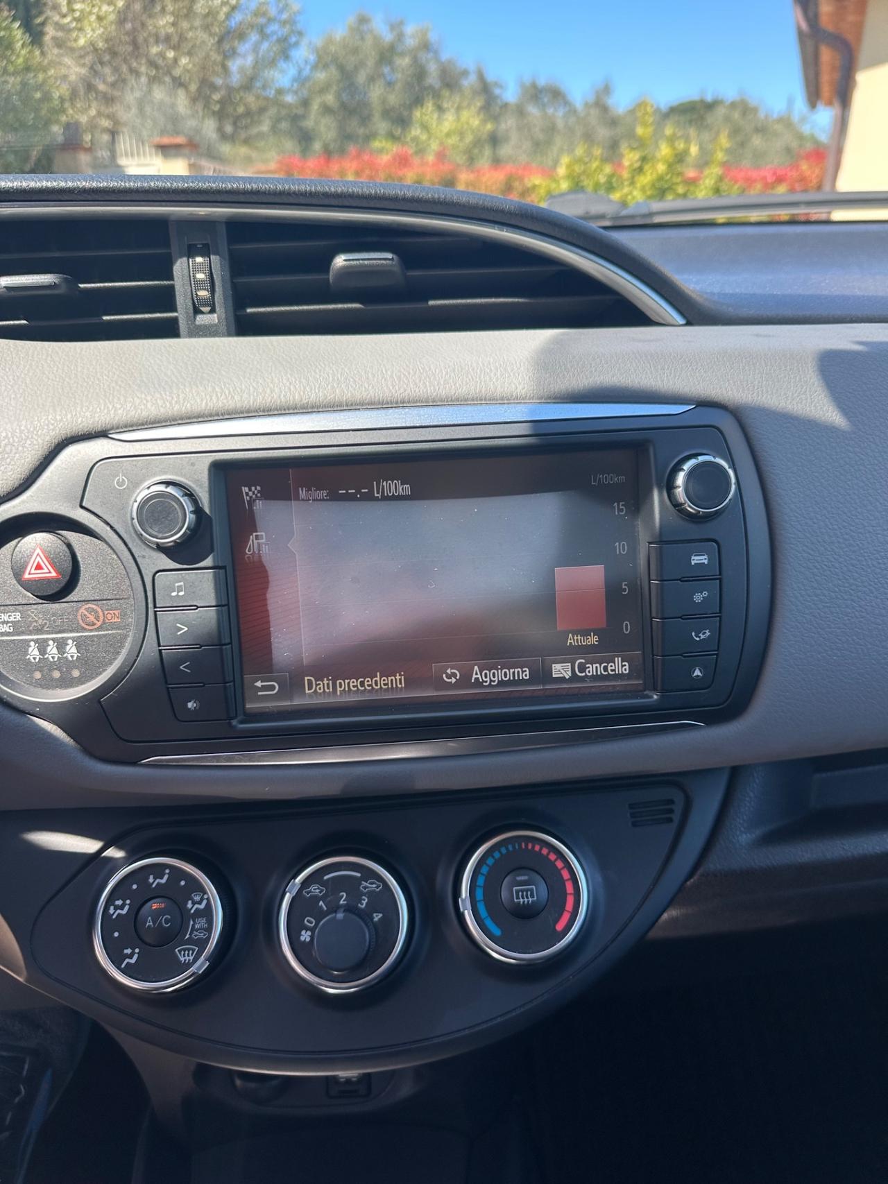 Toyota Yaris 1.0 5 porte Active