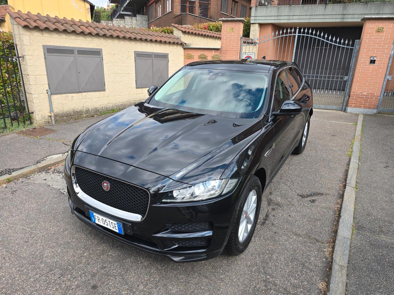 JAGUAR F-Pace Prestige AWD 2.0d 180cv Automatica