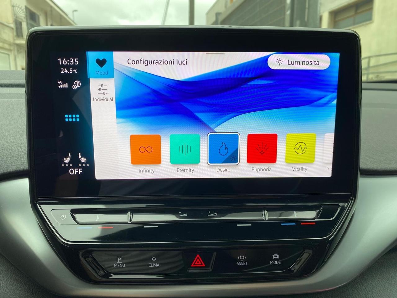 VOLKSWAGEN ID.4 PRO PERFORMANCE 77 kWh 2023