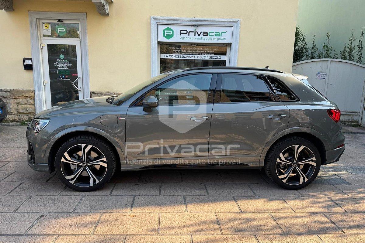 AUDI Q3 45 TFSI e S tronic S line edition