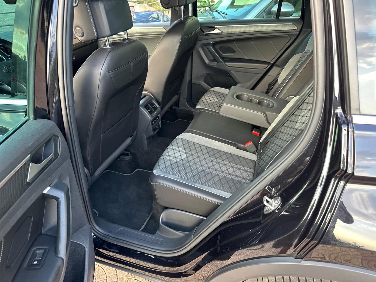 Volkswagen Tiguan 2.0 TDI 150 CV SCR DSG 4MOTION R-Line