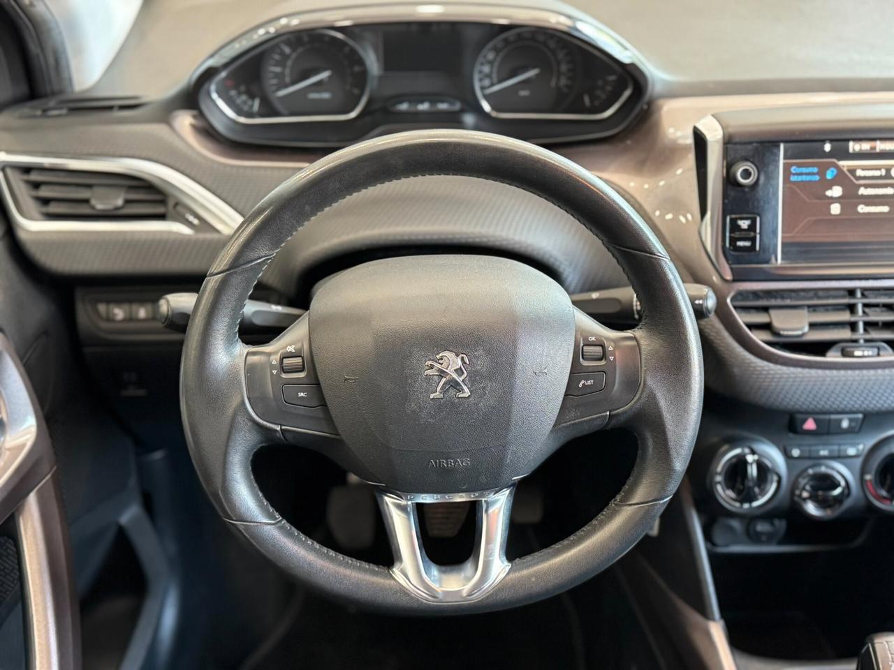 Peugeot 2008 1.2 VTi 82CV Allure