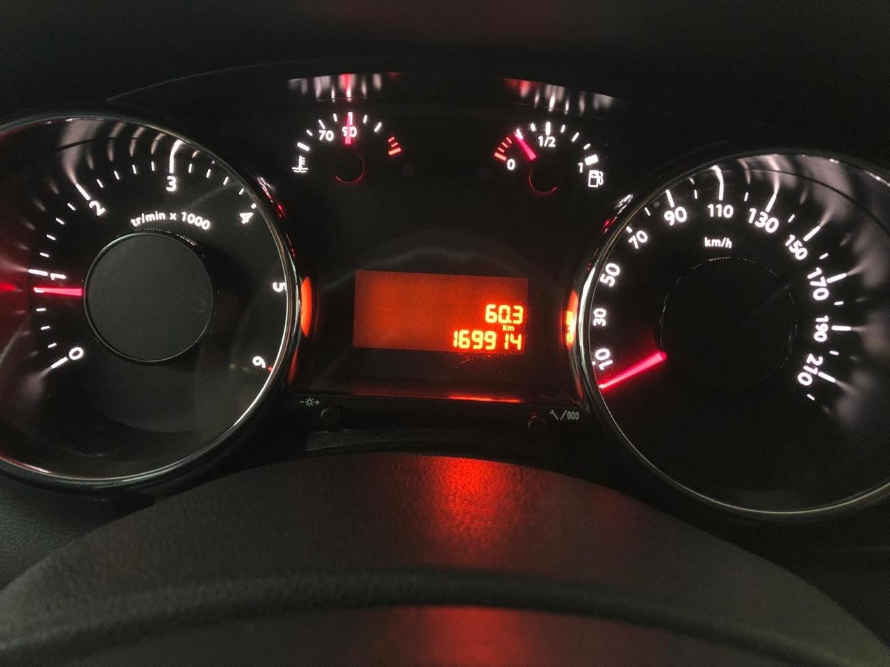 PEUGEOT 3008 1.6 DIESEL-GARANZIA 12 MESI