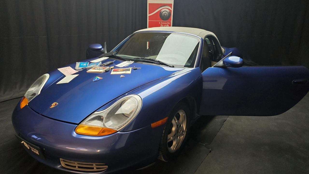 Porsche Boxster 2.5i 24V cat