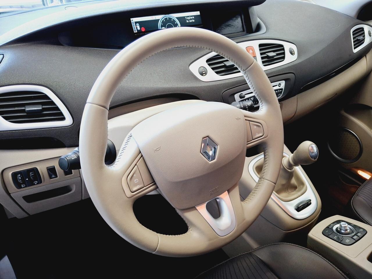 Renault Scenic Scénic X-Mod 1.5 dCi 110CV Luxe