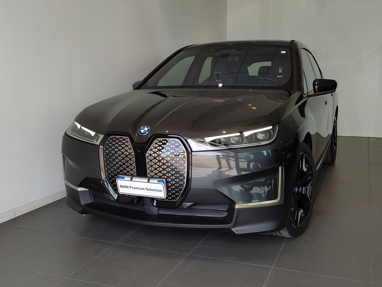 BMW iX iX xdrive40 pacchetto sportivo