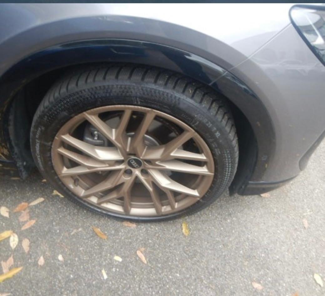 Audi Q4 50 e-tron quattro S line edition