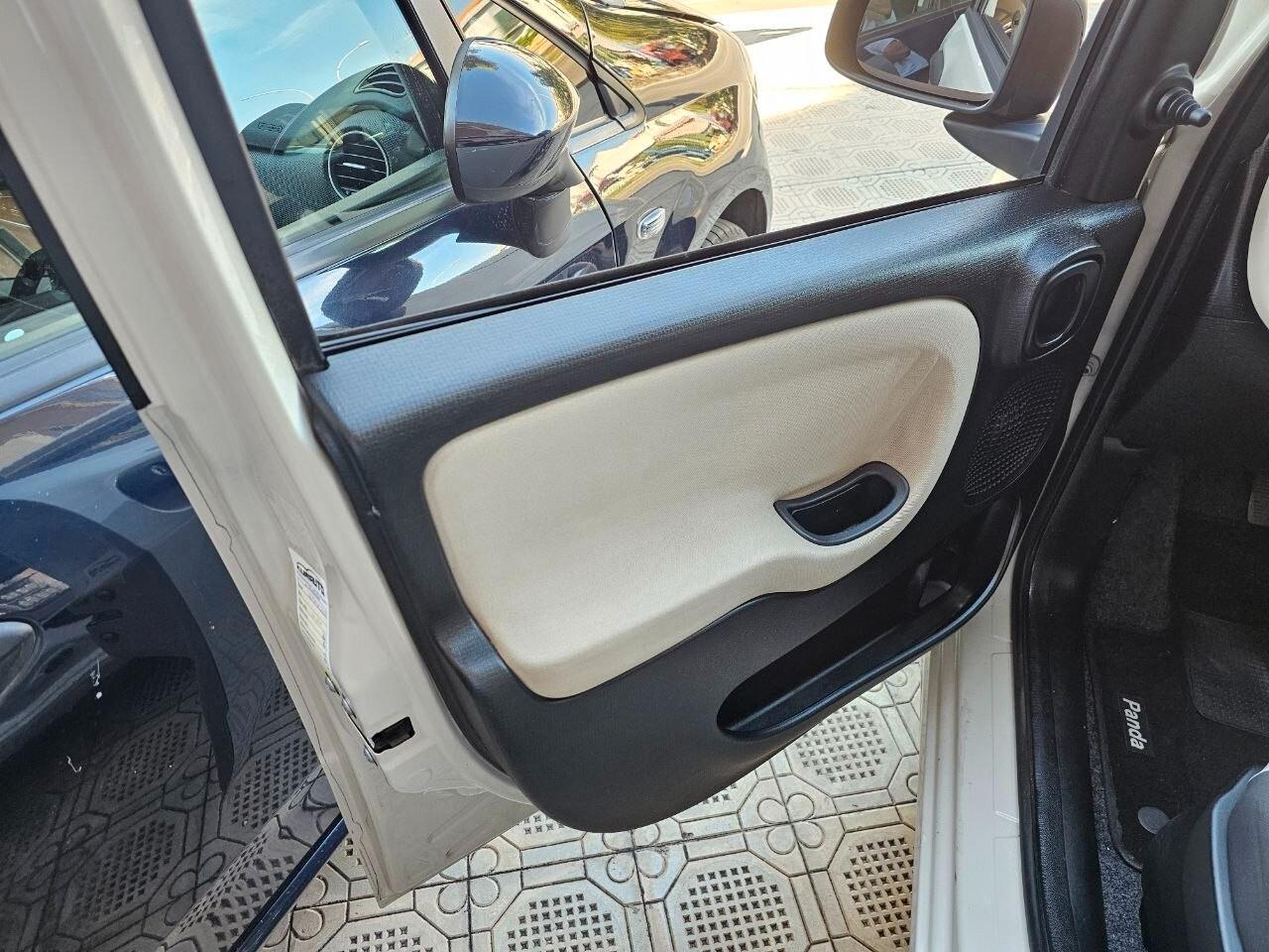 Fiat Panda 0.9 TwinAir Turbo Natural Power Lounge