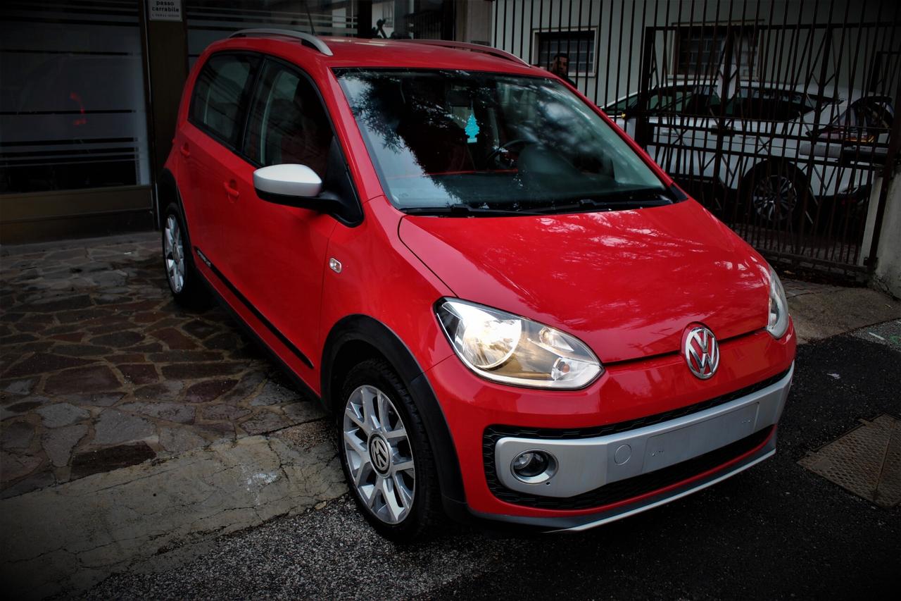 Volkswagen up! 1.0 75 CV 5p. cross neopatentati 41000 km