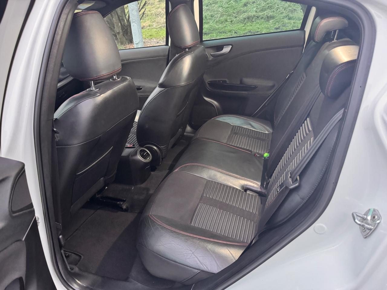 Alfa Romeo Giulietta 2.0 JTDm-2 140 CV Exclusive