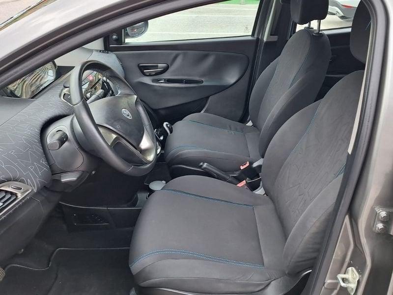 Lancia Ypsilon 1.2 GPL 69 CV 5 porte Ecochic Elefantino