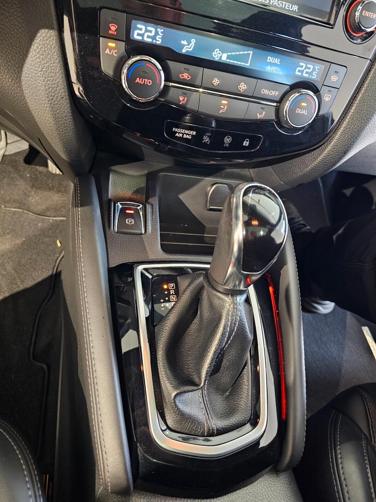Nissan Qashqai 1.6 dCi 2WD XTronic Tekna+