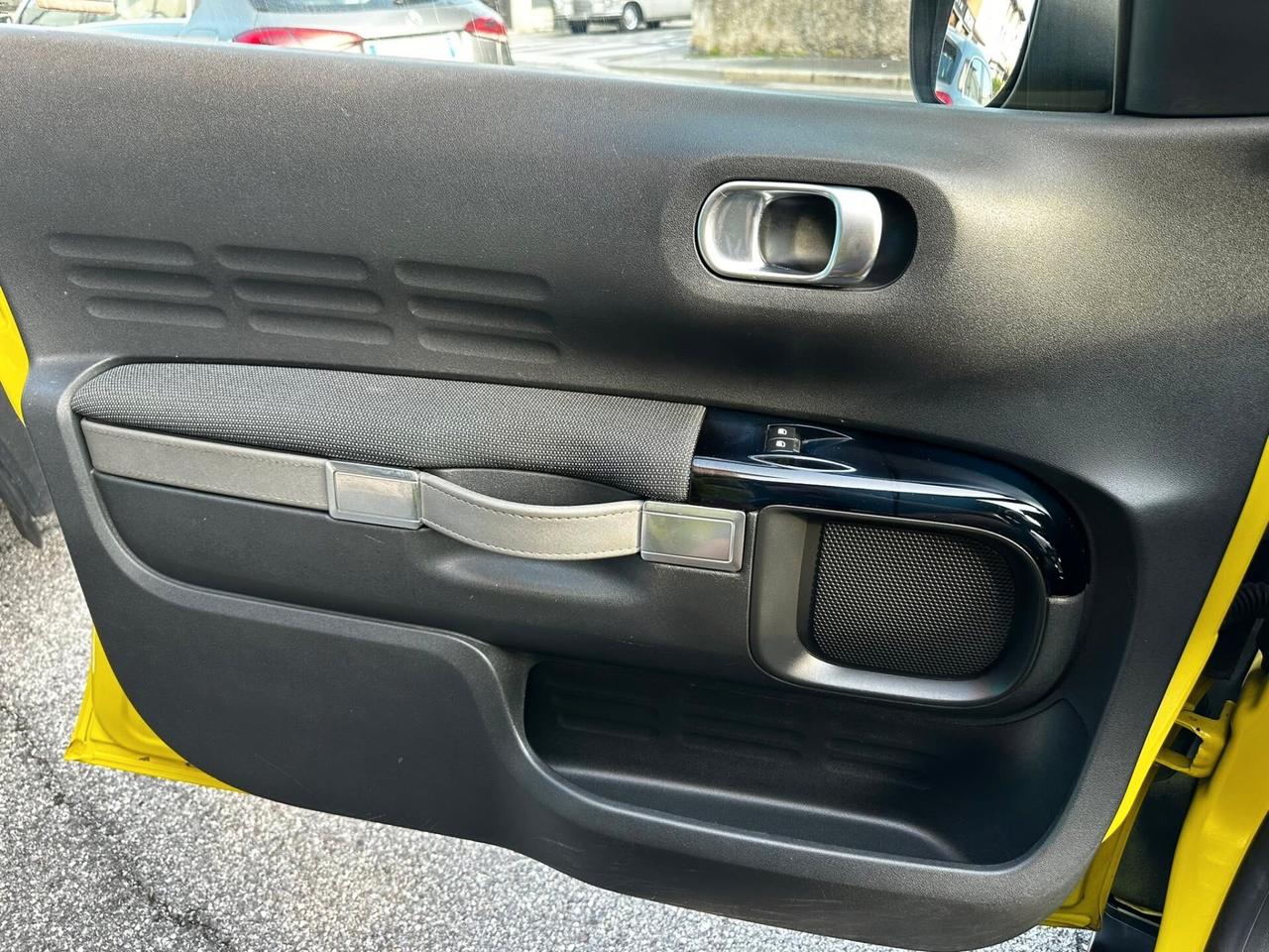 Citroen C4 Cactus BlueHDi 100 Shine NEOPATENTATI