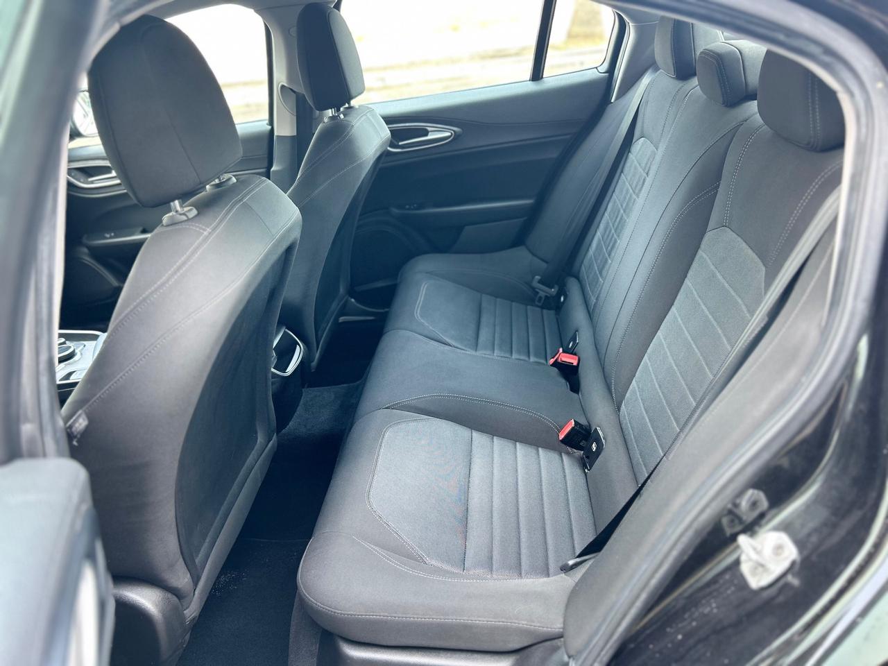 Alfa Romeo Giulia 2.2 Turbodiesel 160 CV AT8 Business