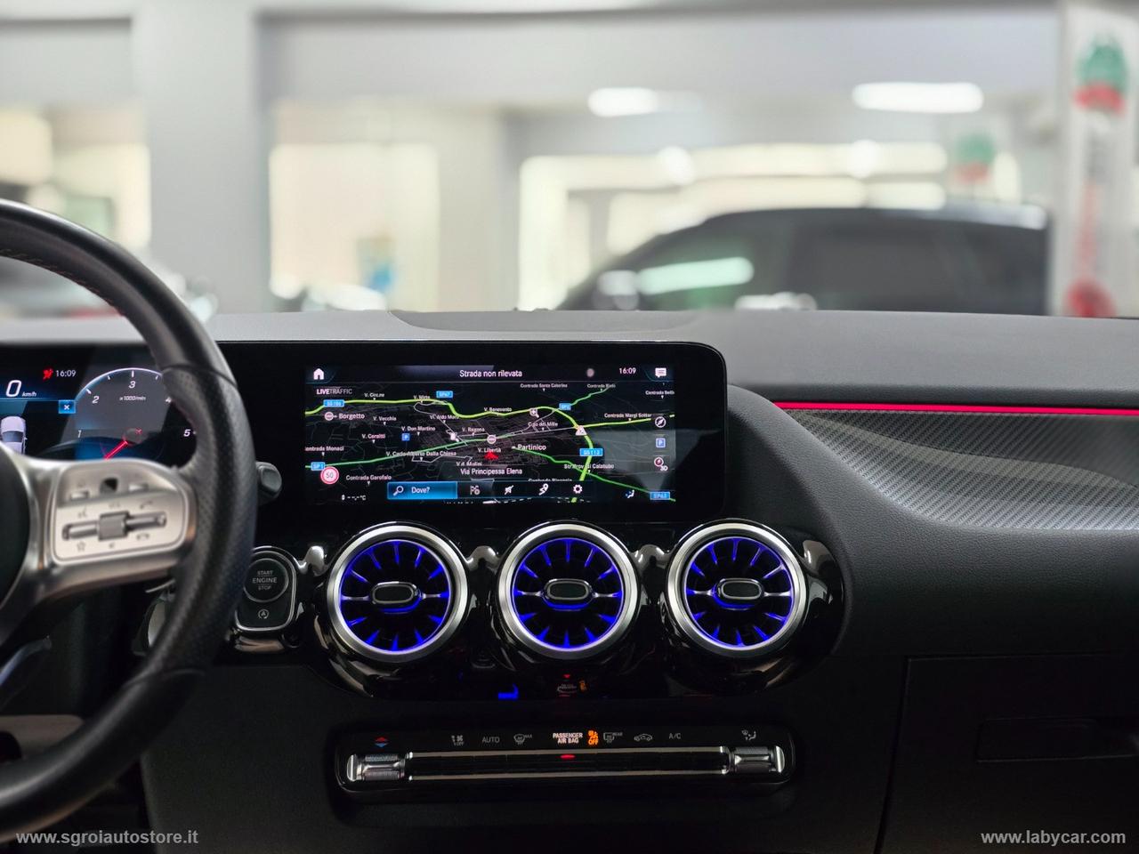 MERCEDES-BENZ GLA 200 d Automatic Premium