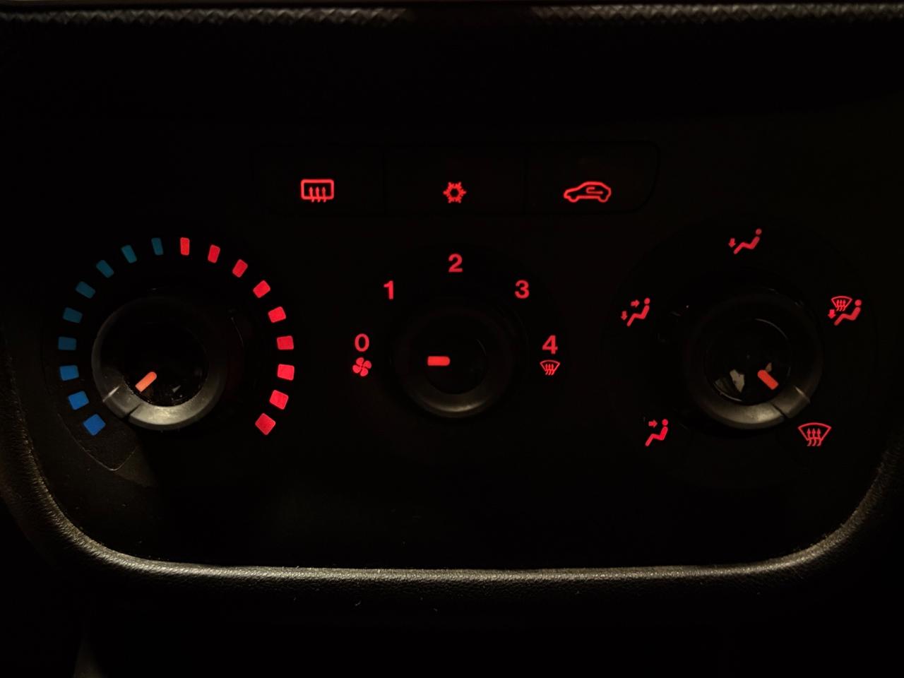 MAGNIFICA FIAT PUNTO CON SOLI 57.954 KM UNICO PROPRIETARIO