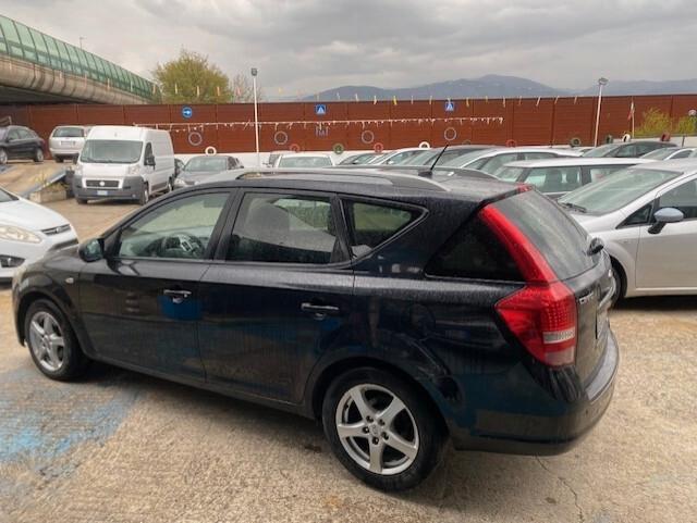 Kia Ceed cee'd Sp. Wag. 1.6 CRDi VGT 115CV EX