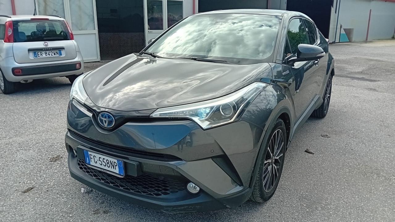 Toyota CHR 1.8 hybrid-c.autom-full-2017