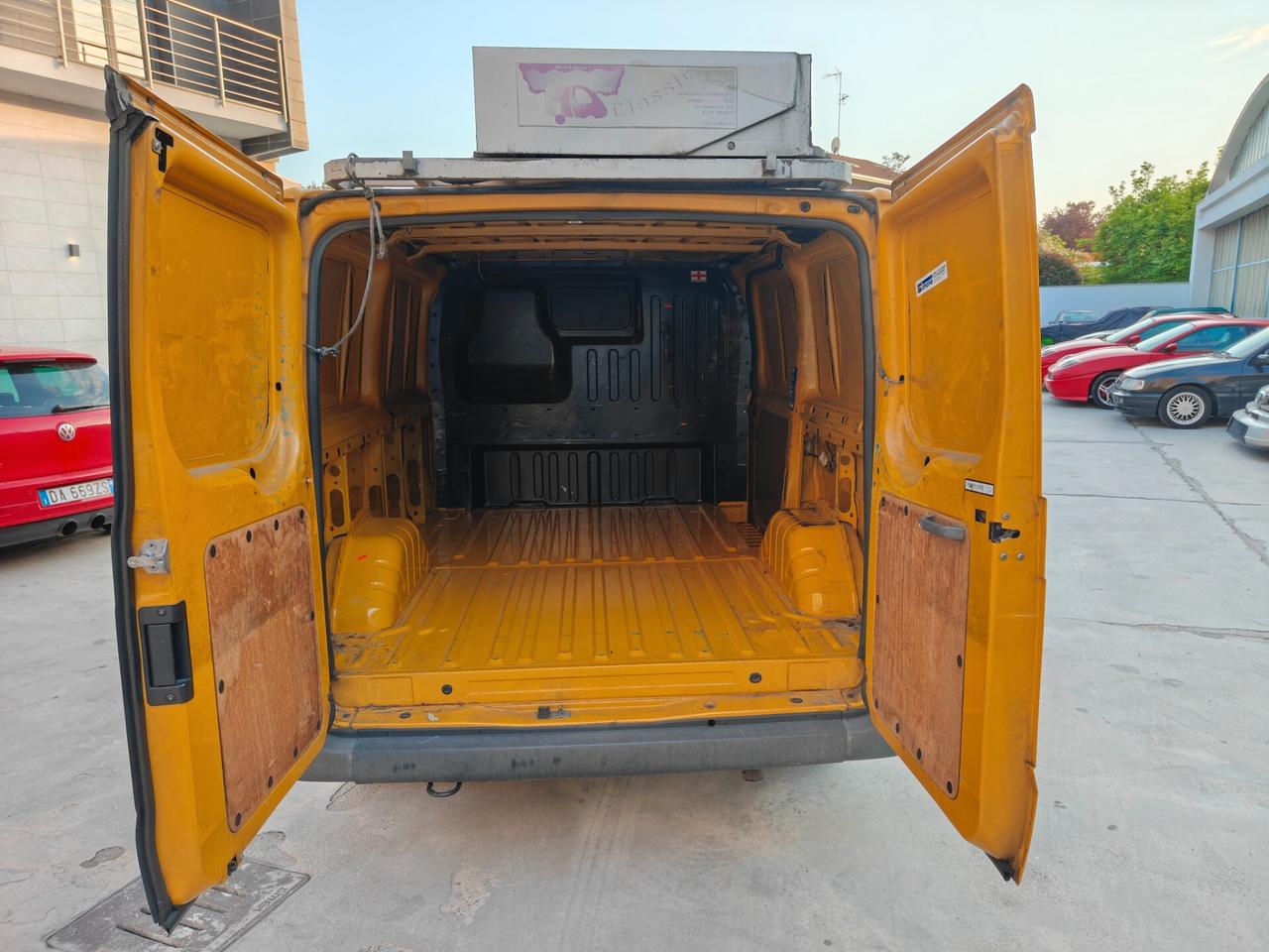 Ford Transit motore nuovo + tenda elettrica