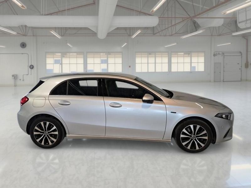 MERCEDES-BENZ A 250 e EQ-POWER Auto Business Extra 5 PORTE