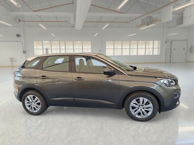 PEUGEOT 3008 BLUEHDI 130 SES BUSINESS SUV