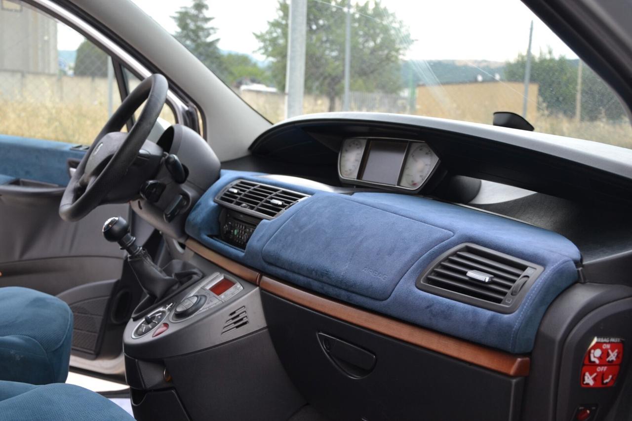 Lancia Phedra 2.2 JTD Emblema FAP