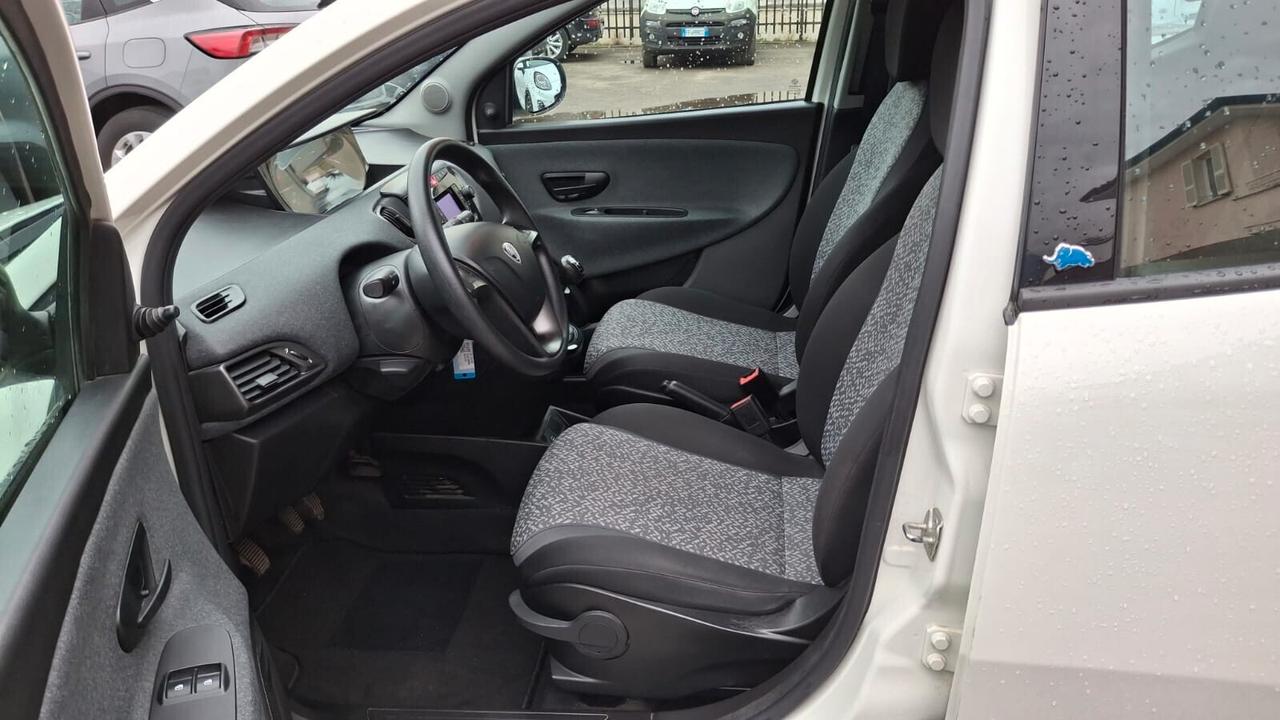 Lancia Ypsilon 1.2 69 CV Elefantino Blu(ecobonus)
