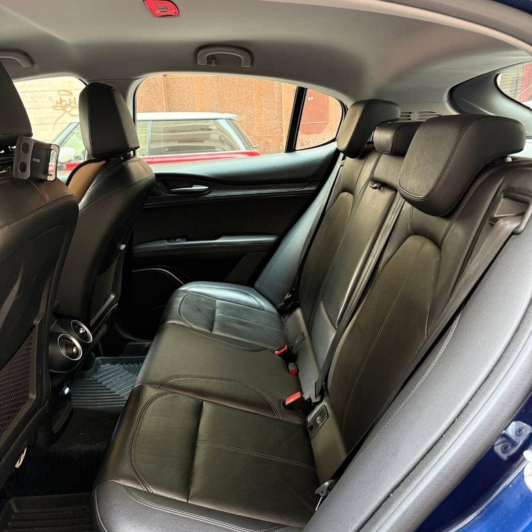 Alfa Romeo Stelvio 2.2 Turbodiesel 190 CV AT8 RWD Executive