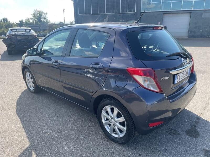 Toyota Yaris Yaris 1.0 5 porte Lounge