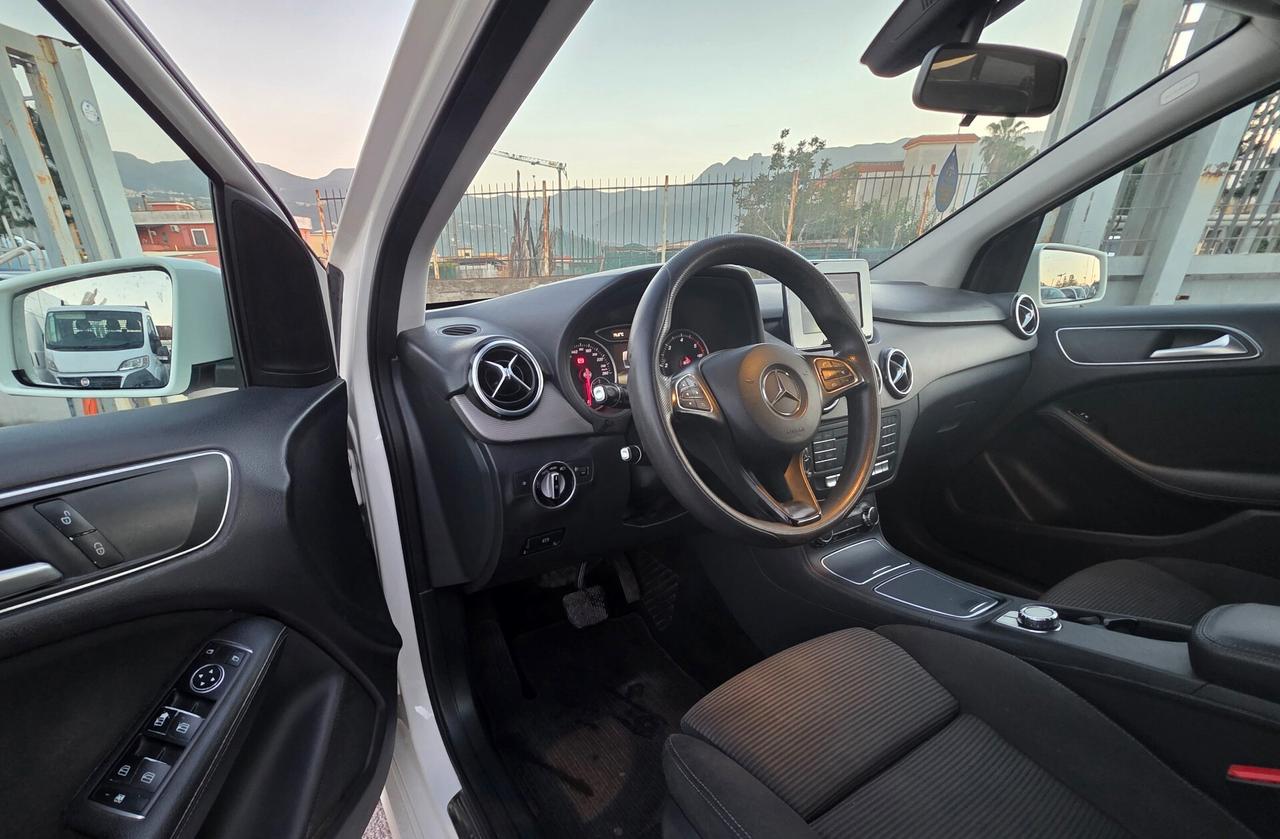 Mercedes-benz B 180 d Automatic Executive