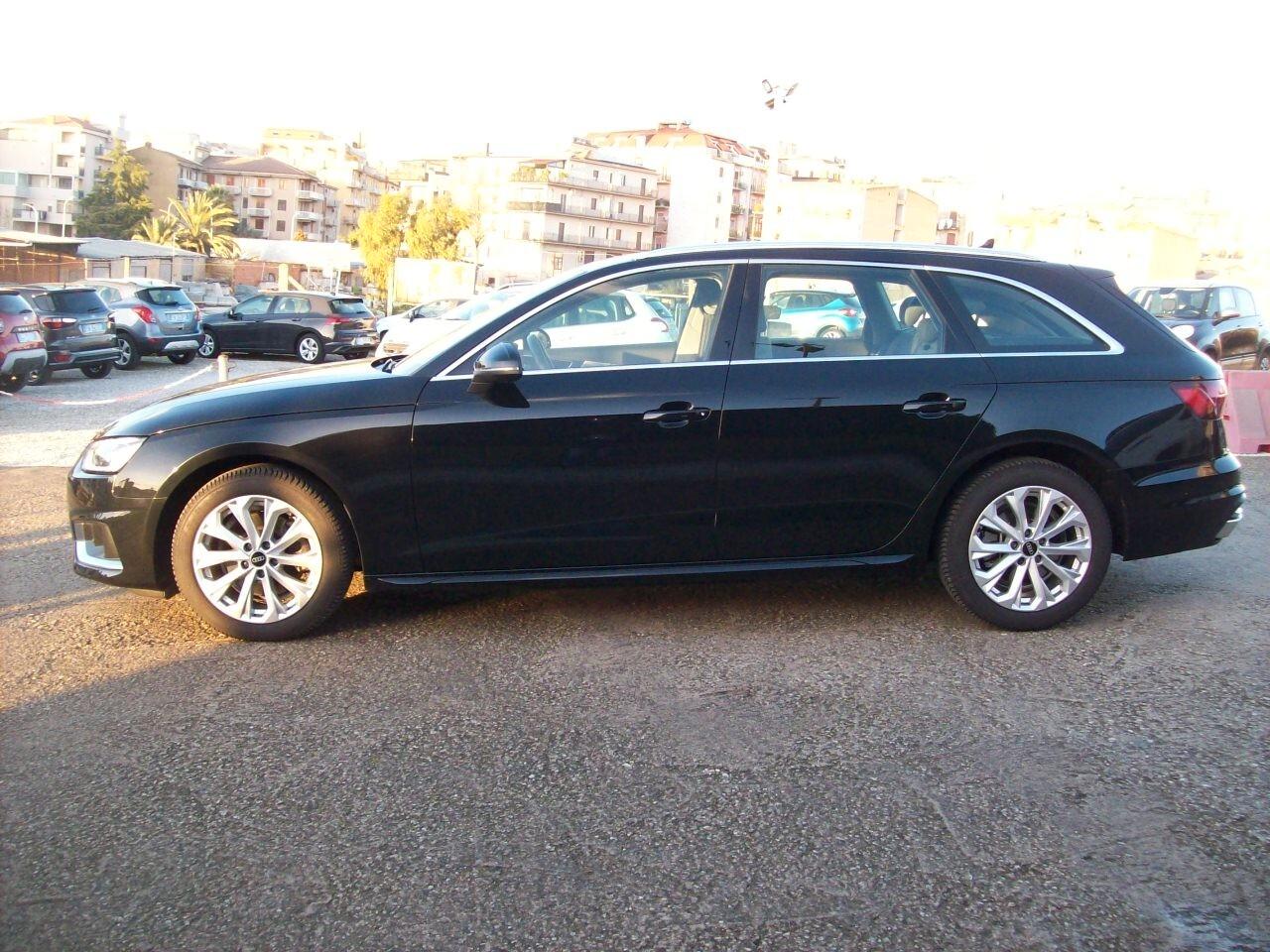 AUDI A4 2.0 TDI CV.163 AVANT Business Advanced "2022"