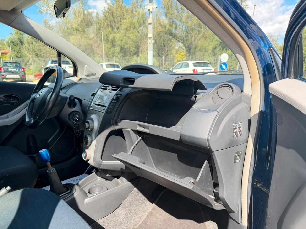 Toyota Yaris 1.0 5 porte