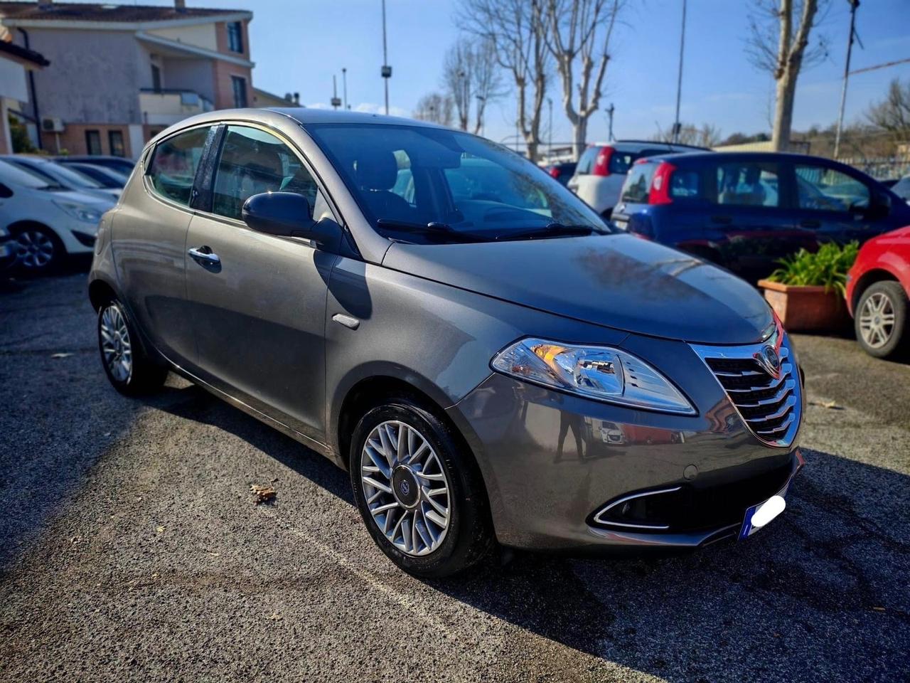 Lancia Ypsilon 1.3 MJT