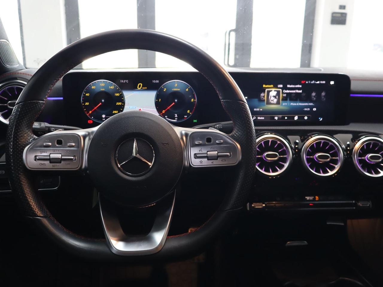 Mercedes-Benz CLA 200 AMG Line Premium Plus #9448