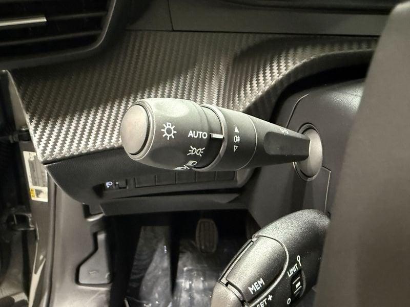 Peugeot 2008 2008 PureTech 100 S&S Allure