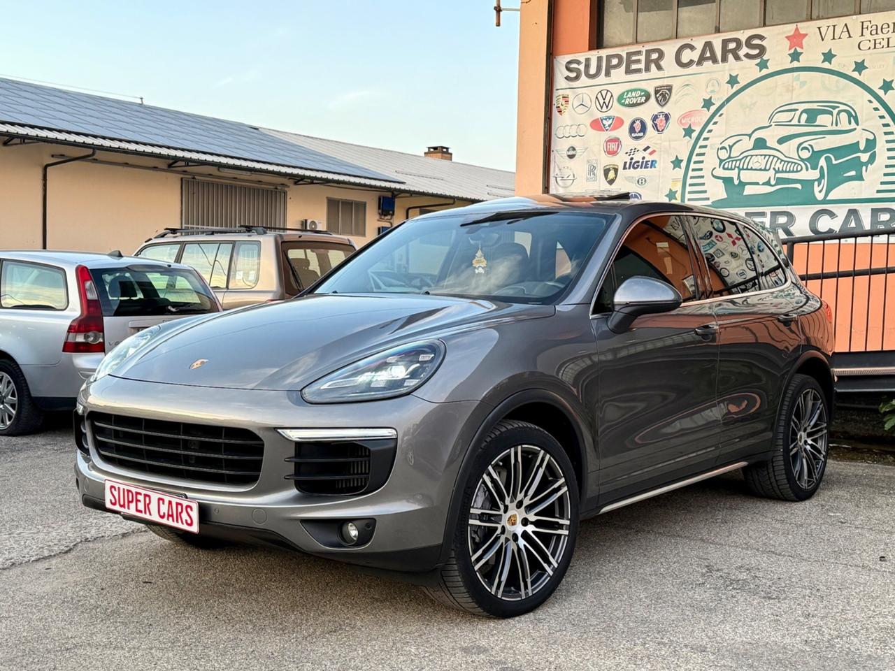 Porsche Cayenne 3.0Diesel 250CV Platinum Edition EURO6