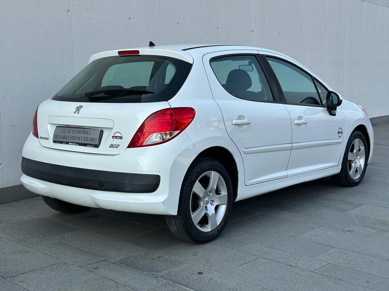 Peugeot 207 1.6 8V HDi 93CV 5p. Sweet Years