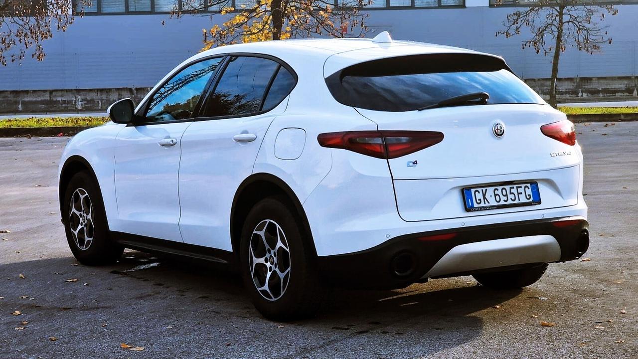 Alfa Romeo Stelvio 2.2 Turbodiesel 190 CV AT8 Q4 Super