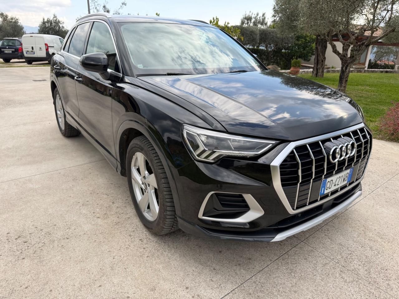 Audi Q3 35 TDI S tronic line edition