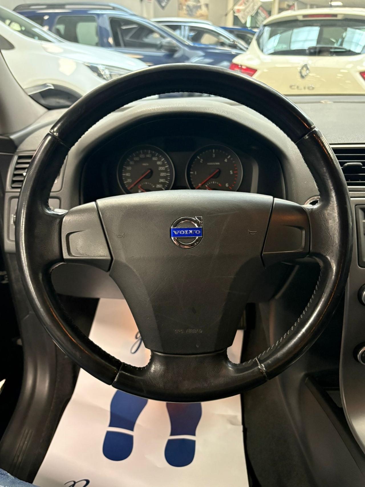 Volvo V50 D2 R-design 114CV Manuale