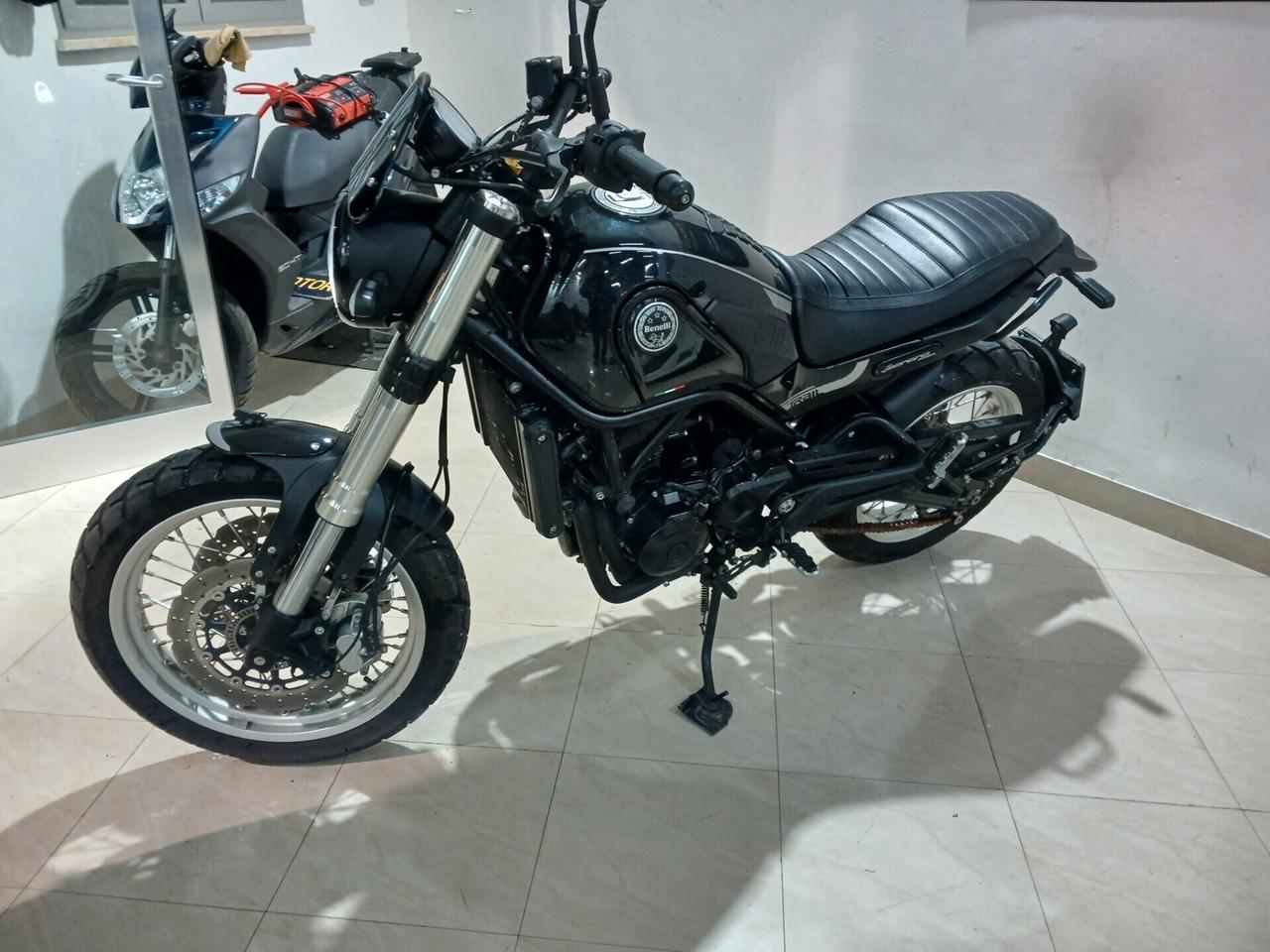 Benelli Leoncino 500