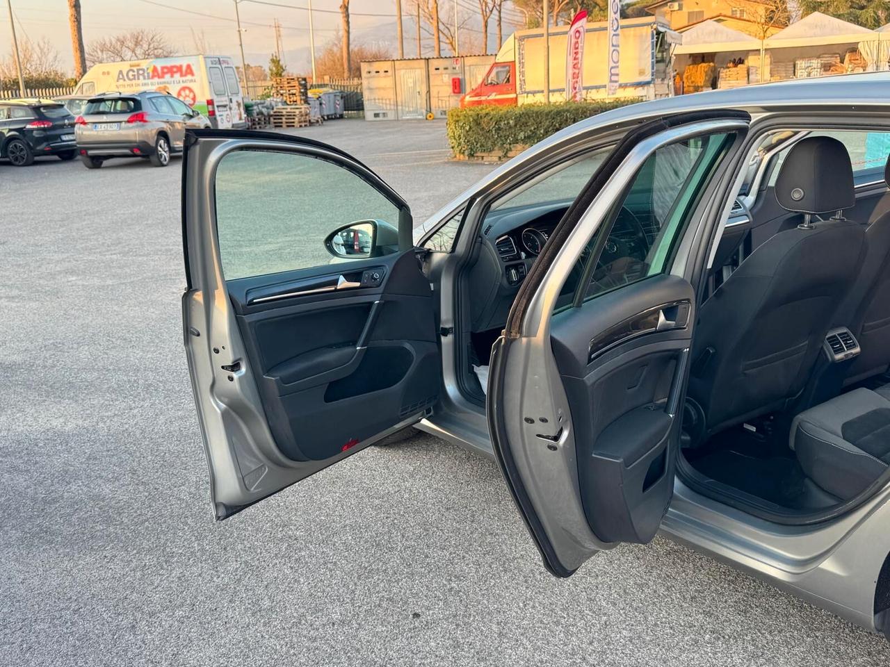 Volkswagen Golf 7 2.0 TDI 150CV DSG 5P HIGHLINE BMT 2015