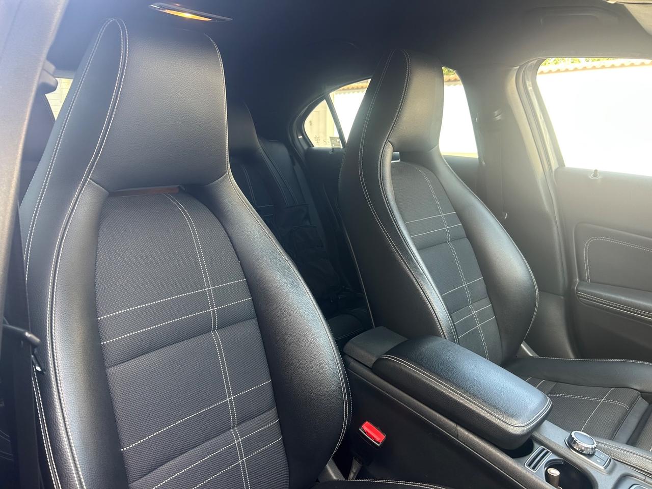 Mercedes-benz A 180 d Automatic Premium