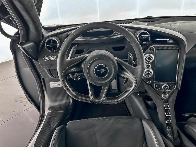 McLaren 720S Coupe - McLaren Milano